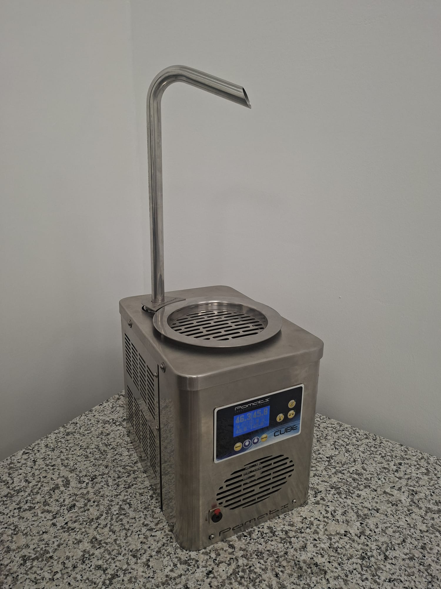 Topilica za čokoladu Pomati Cube - Slika 3
